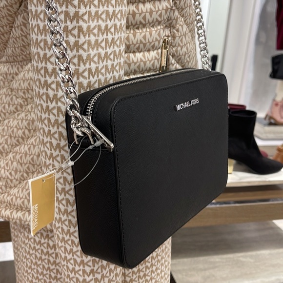 Michael Kors Jet Set Item Large East West Zip Crossbody Leather Black - Picture 10 of 16